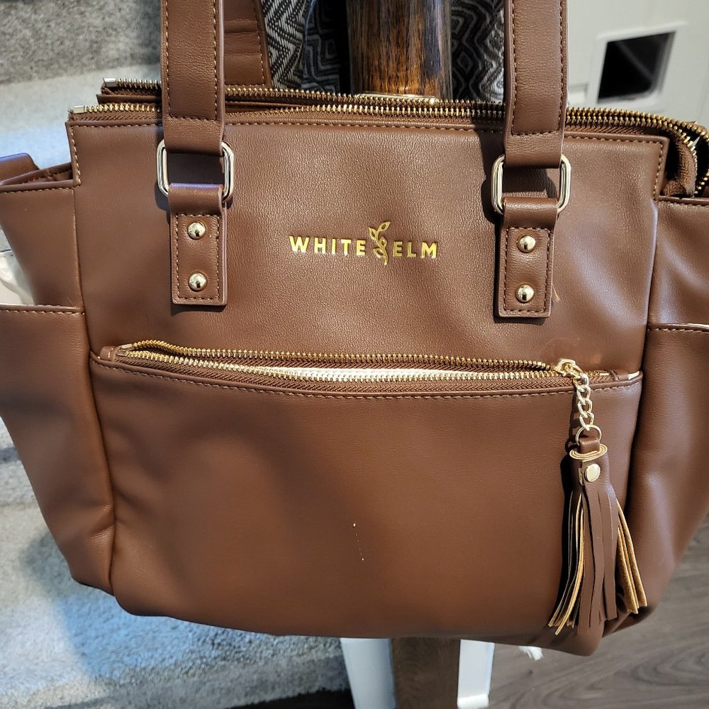 White Elm GEMINI CONVERTIBLE BACKPACK - COFFEE BROWN